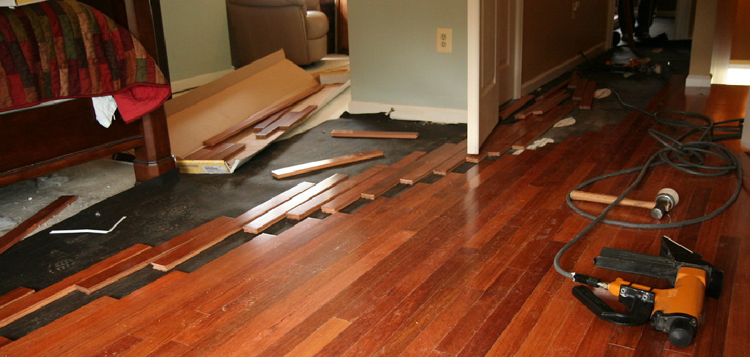 How to Pull Up Wood Flooring