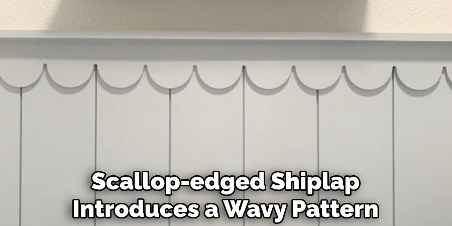 Scallop-edged Shiplap Introduces a Wavy Pattern