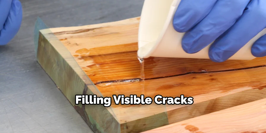 Filling Visible Cracks