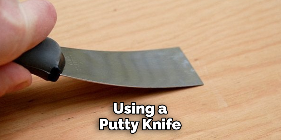 Using a Putty Knife 