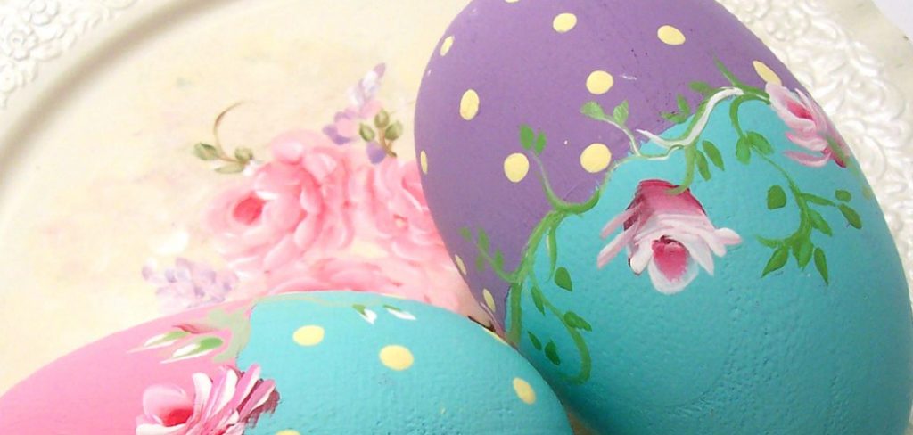 How to Paint Wooden Eggs