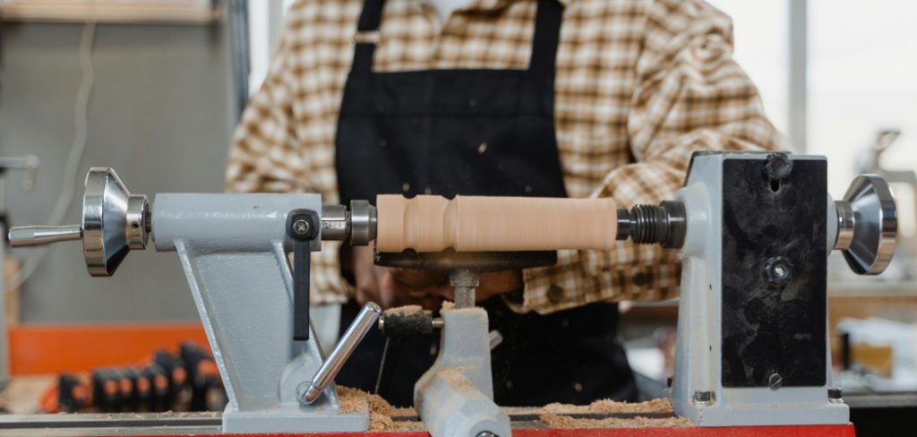 How to Use a Wood Lathe