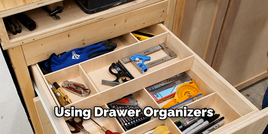 Using Drawer Organizers