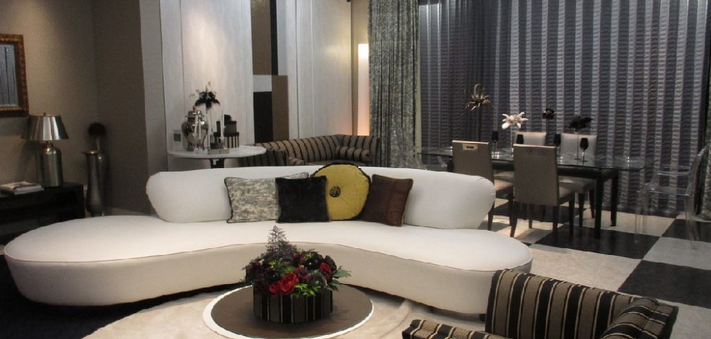 How to Decorate Console Table Behind Couch