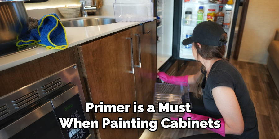 Primer is a Must
When Painting Cabinets
