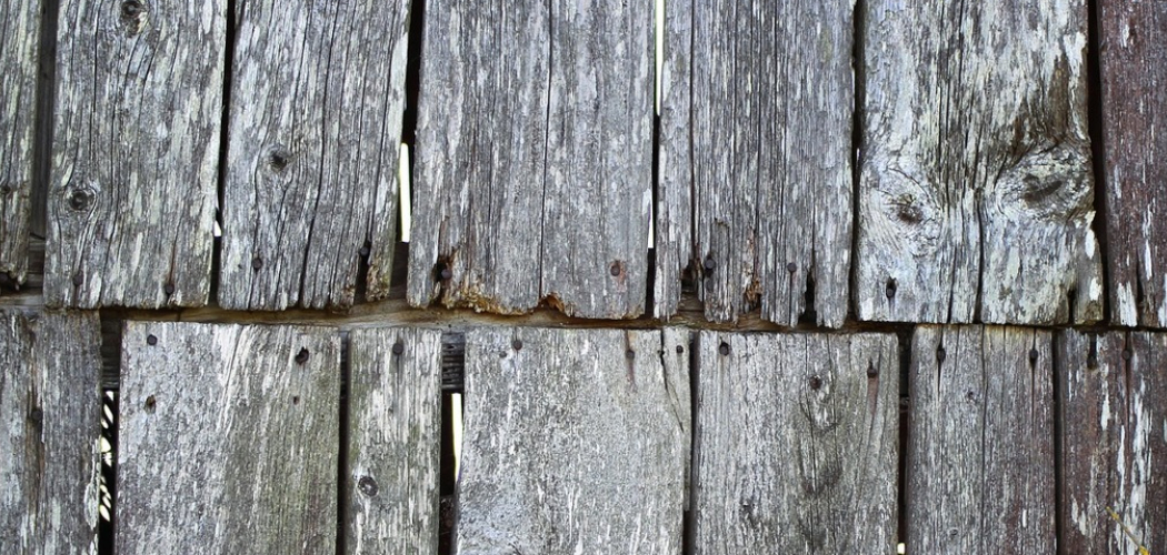 How to Paint White Distressed Wood