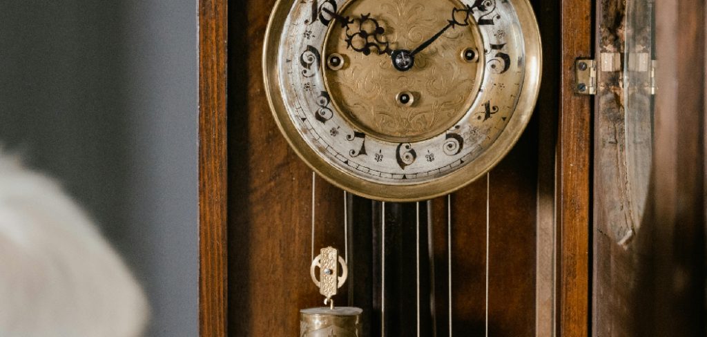 How to Make a Wooden Clock