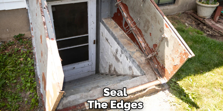 Seal
The Edges