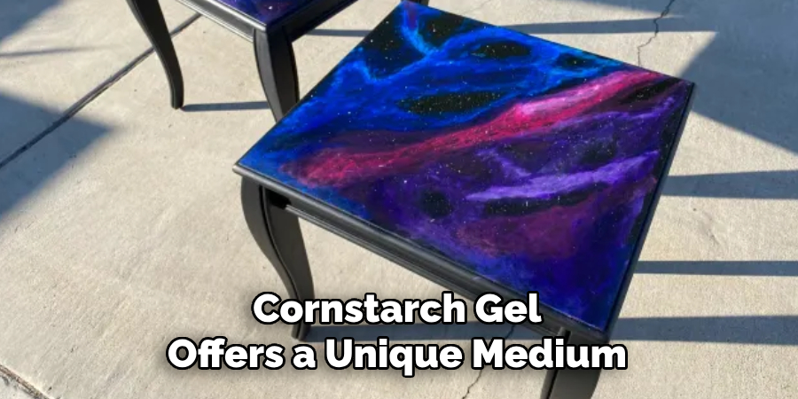 Cornstarch Gel Offers a Unique Medium