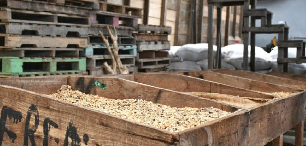 How to Make Shelves Out of Pallets