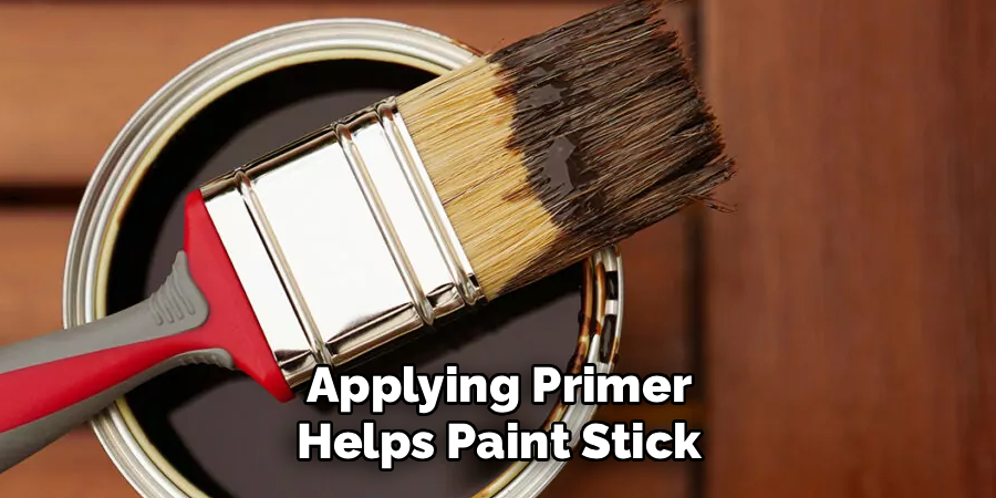 Applying Primer Helps Paint Stick